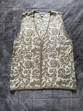 August Max Woman Beige & Ivory Sweater Vest (1202)